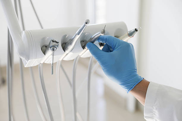 Professional Tooth Extraction technician working in Bourbon County County, KS